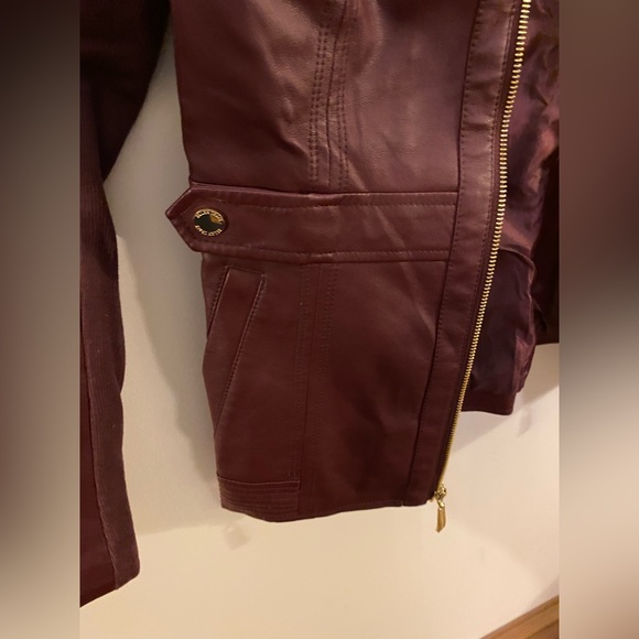 Ellen Tracy Faux Leather Burgundy Jacket - Picture 4 of 5